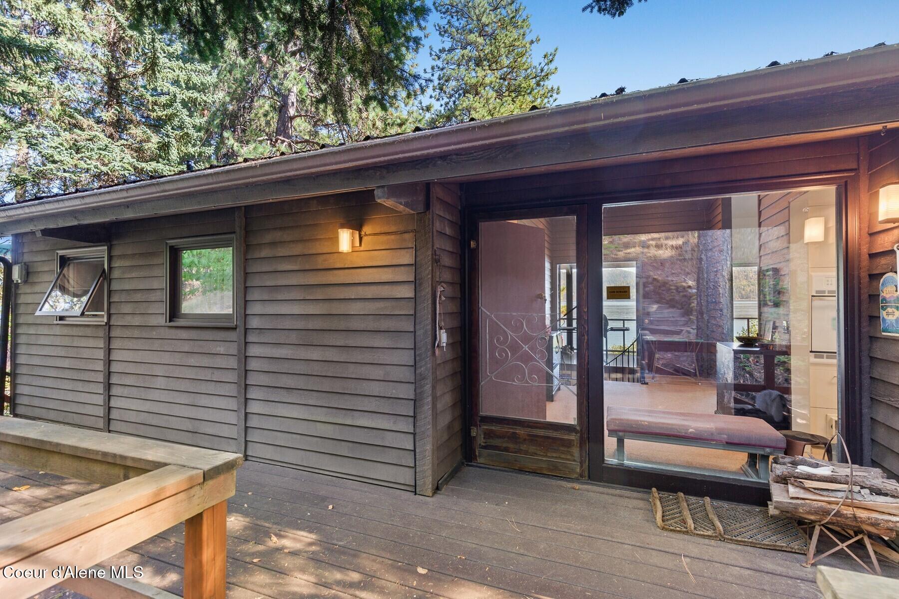 6574 W Rockford Bay Rd, Coeur d'Alene