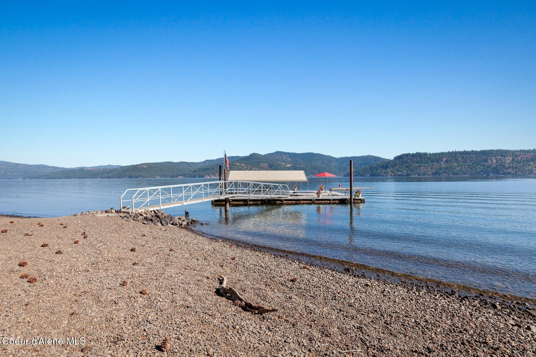 6574 W Rockford Bay Rd, Coeur d'Alene