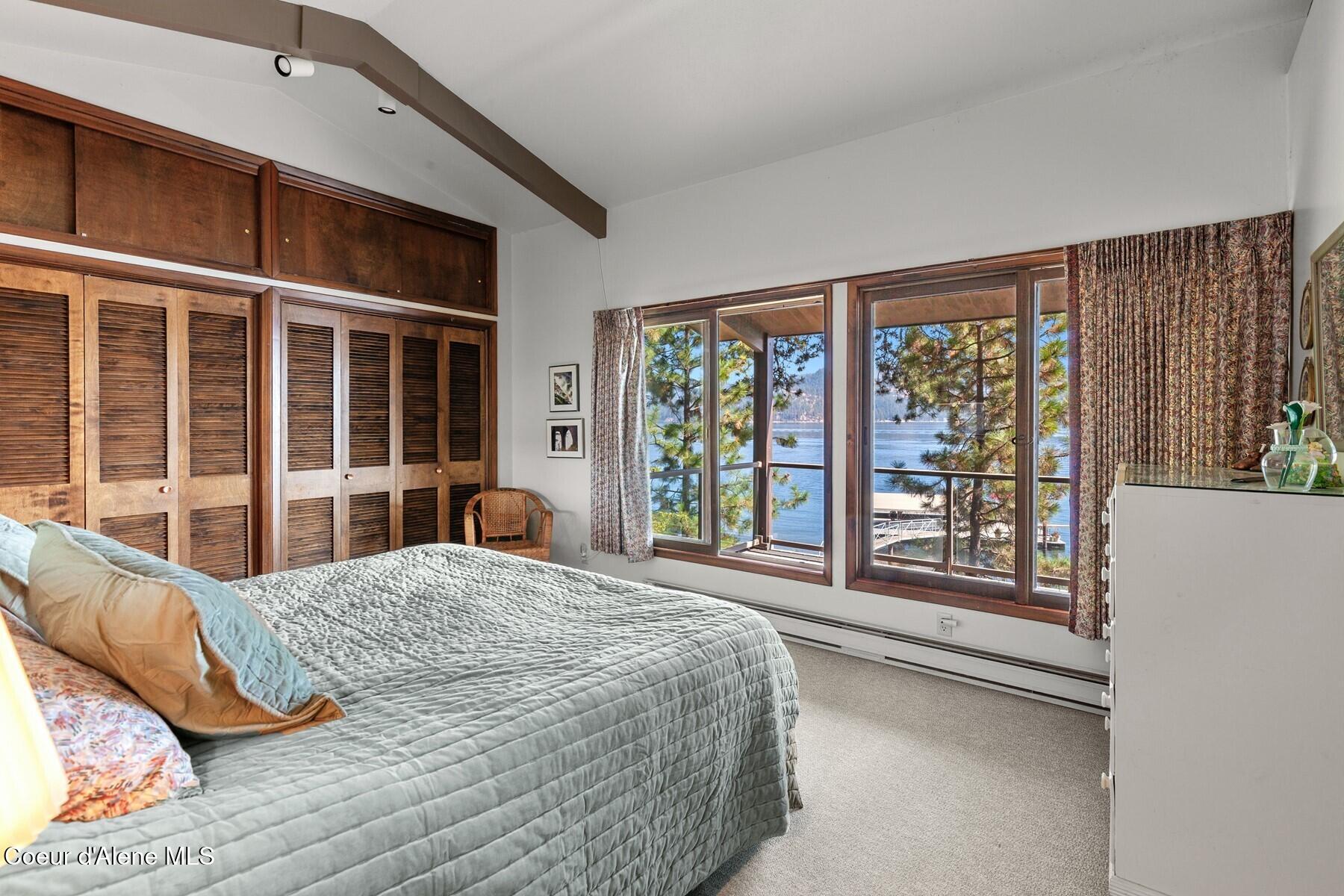 6574 W Rockford Bay Rd, Coeur d'Alene