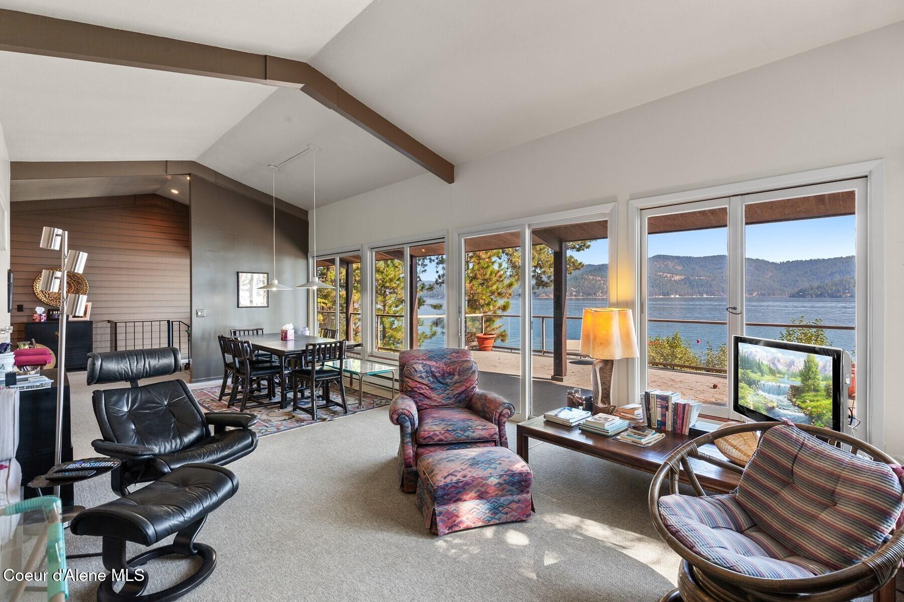 6574 W Rockford Bay Rd, Coeur d'Alene