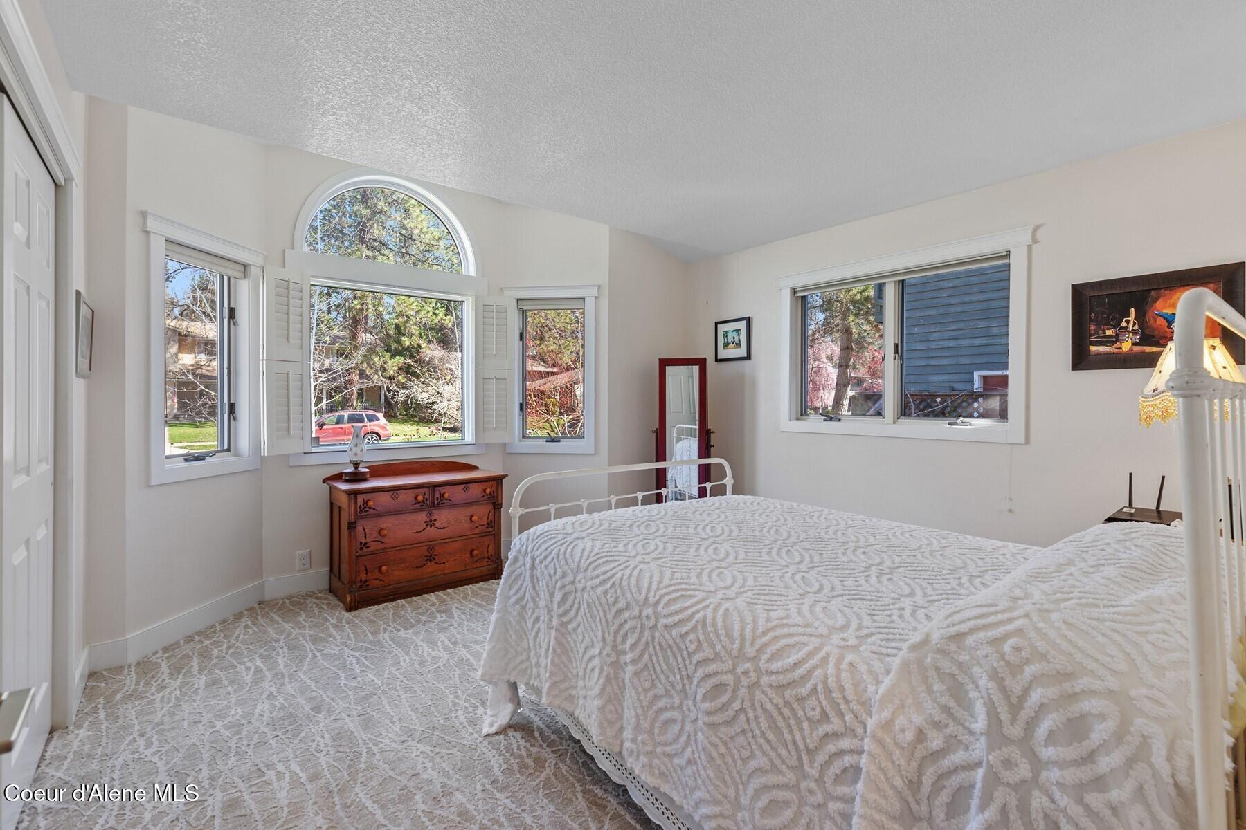 3867 W Fairway Dr, Coeur d'Alene