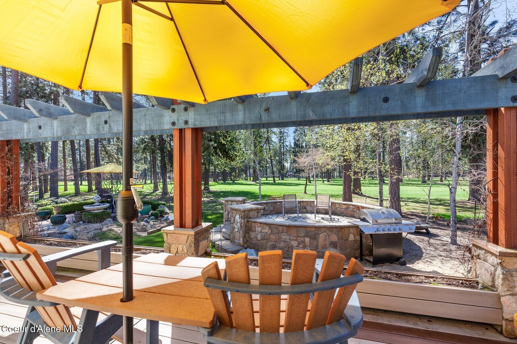 3867 W Fairway Dr, Coeur d'Alene