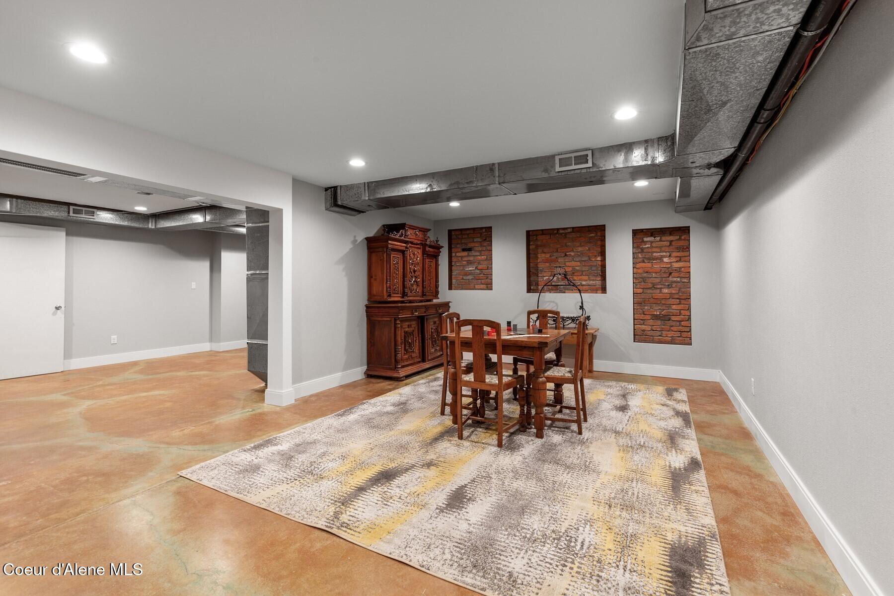 3867 W Fairway Dr, Coeur d'Alene