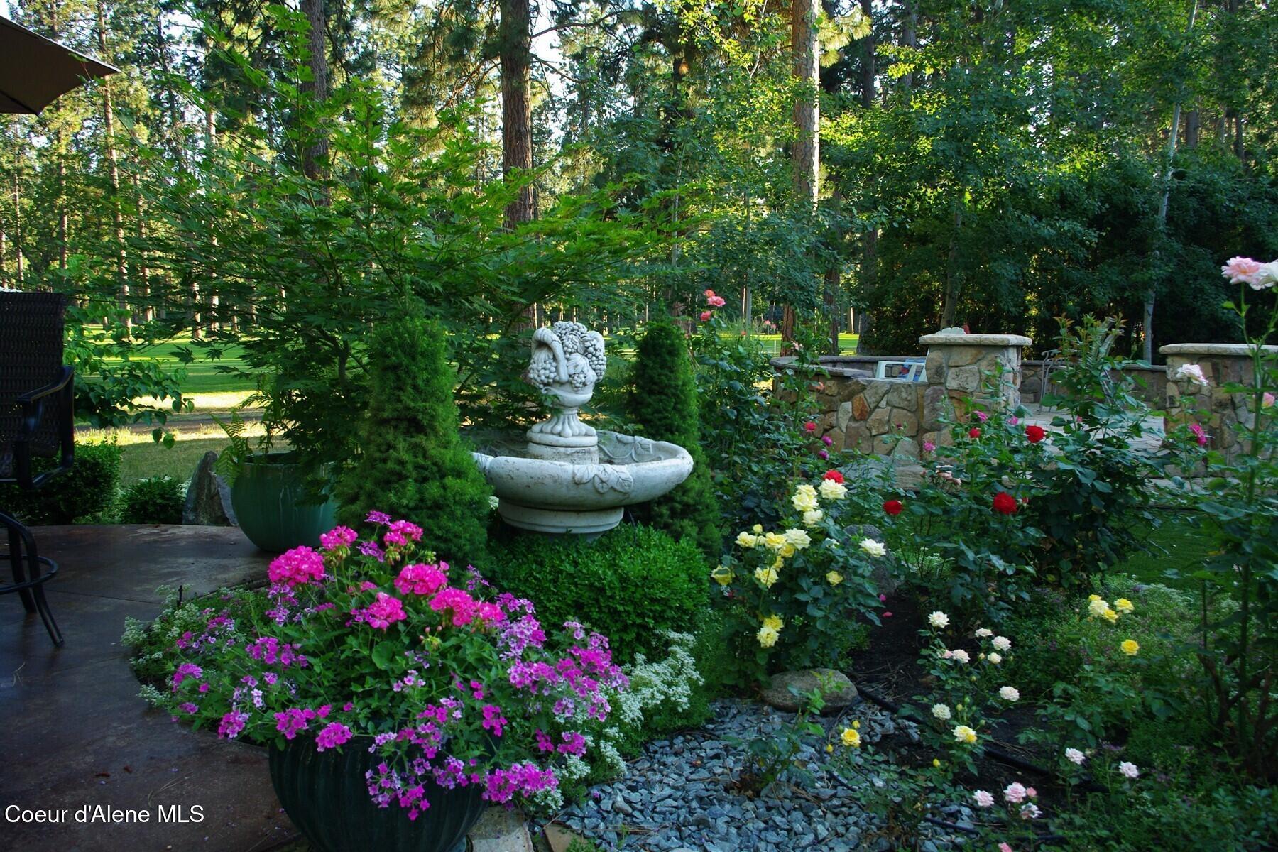 3867 W Fairway Dr, Coeur d'Alene