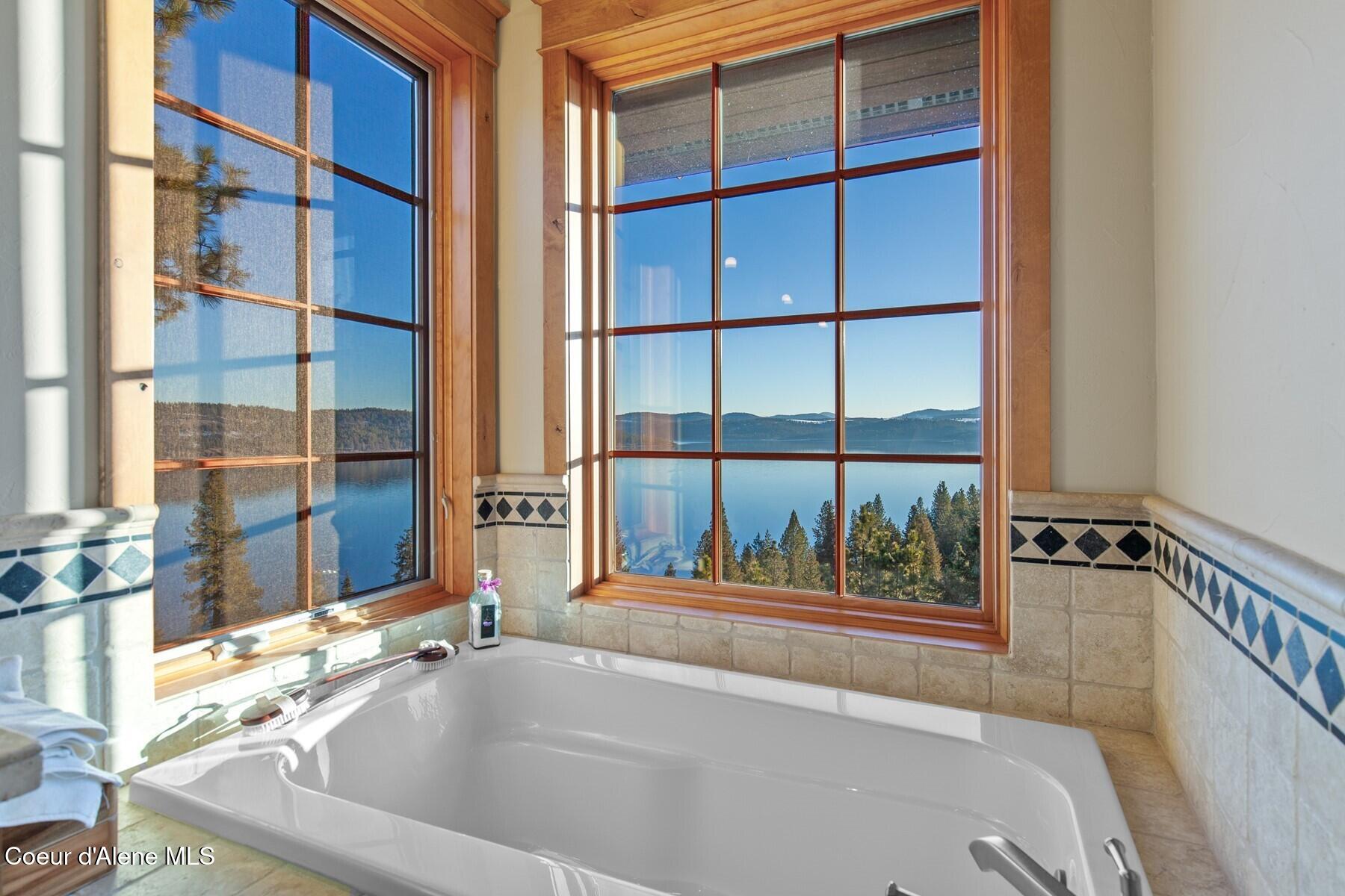 5828 W Onyx Cir, Coeur d'Alene