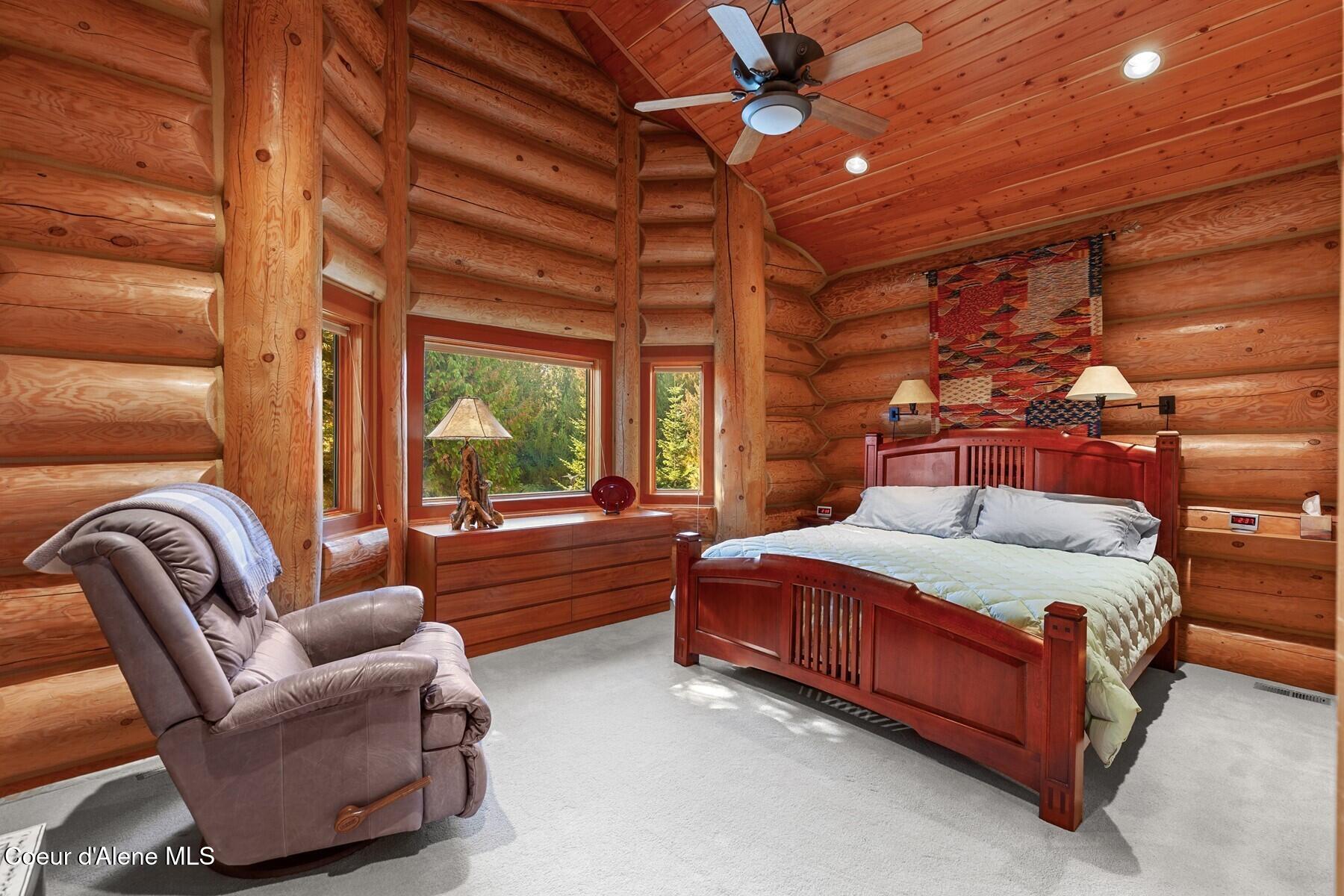 18869 S Trekker Woods Rd, Coeur d'Alene