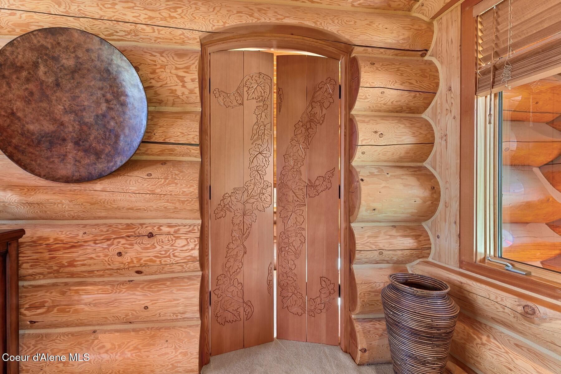 18869 S Trekker Woods Rd, Coeur d'Alene