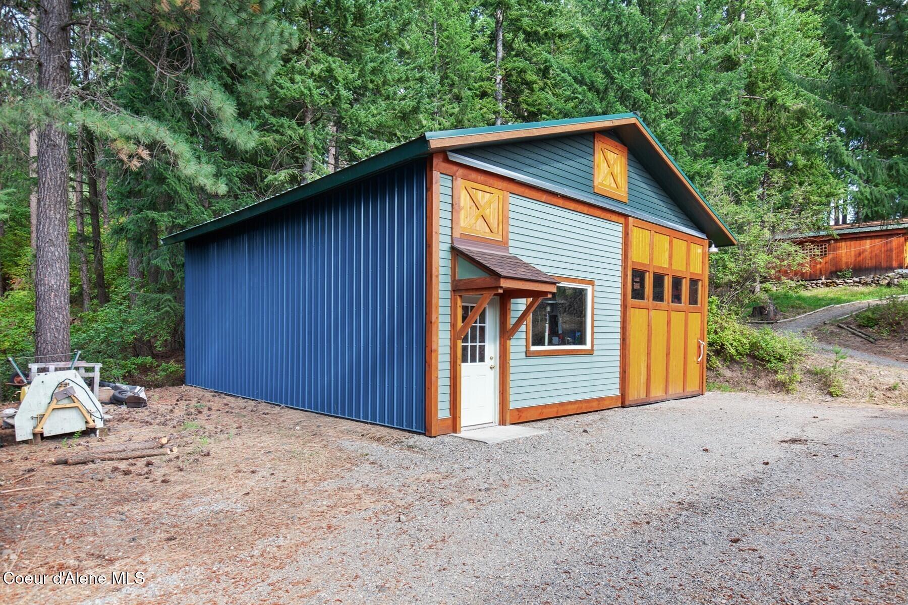 8562 S Gozzer Rd