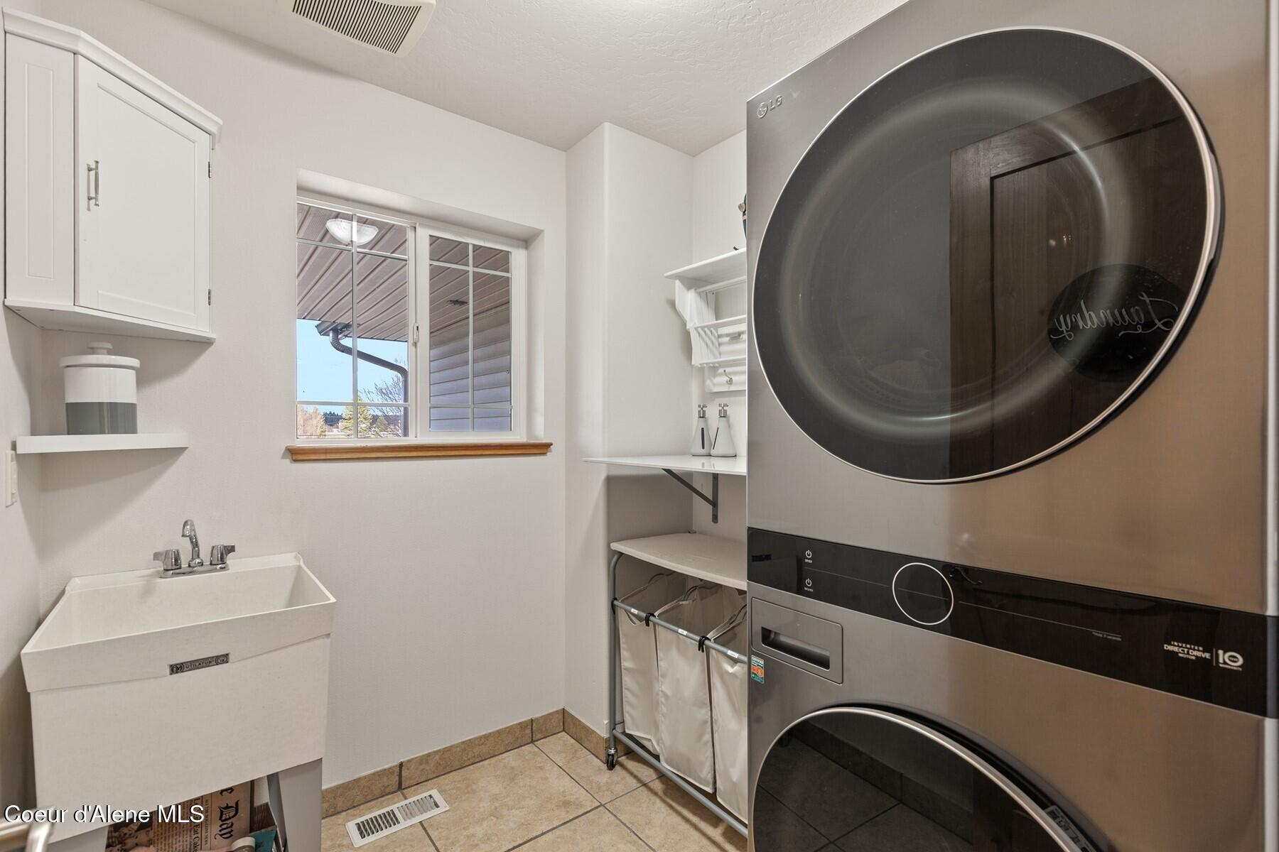 11074 W Riverview Dr