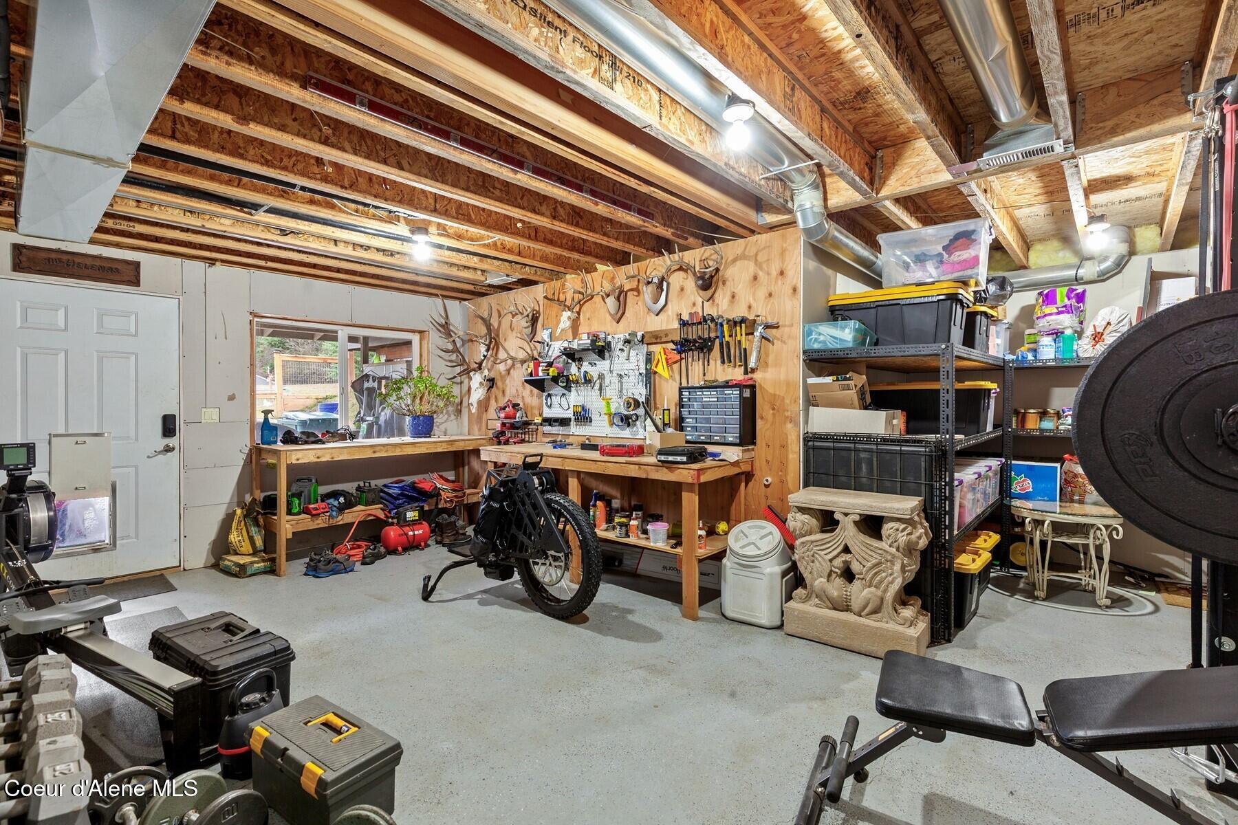 11074 W Riverview Dr