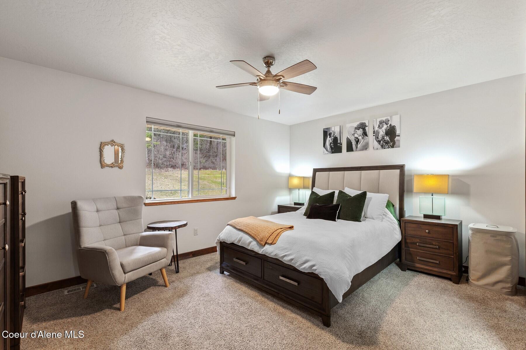 11074 W Riverview Dr