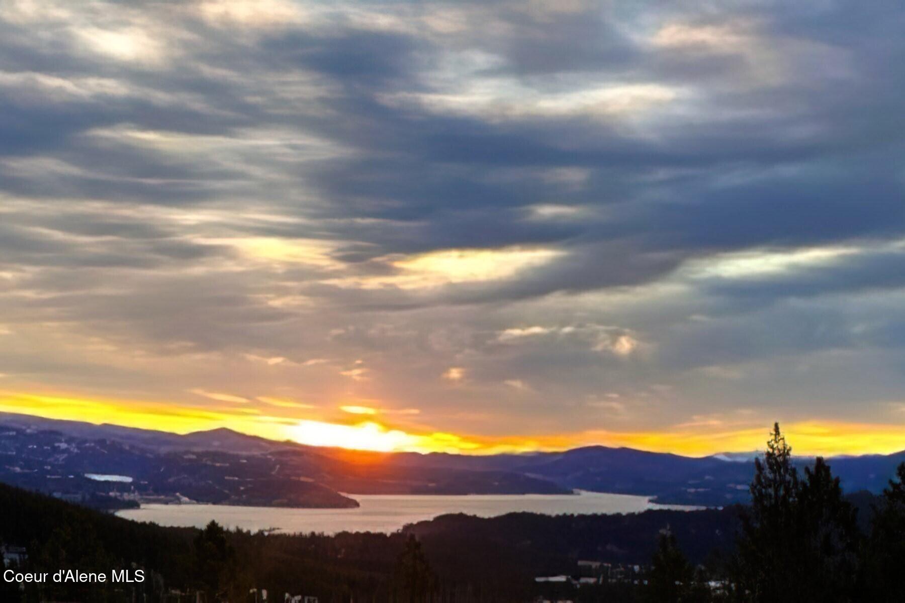 1238 S Reynolds Rd, Coeur d'Alene