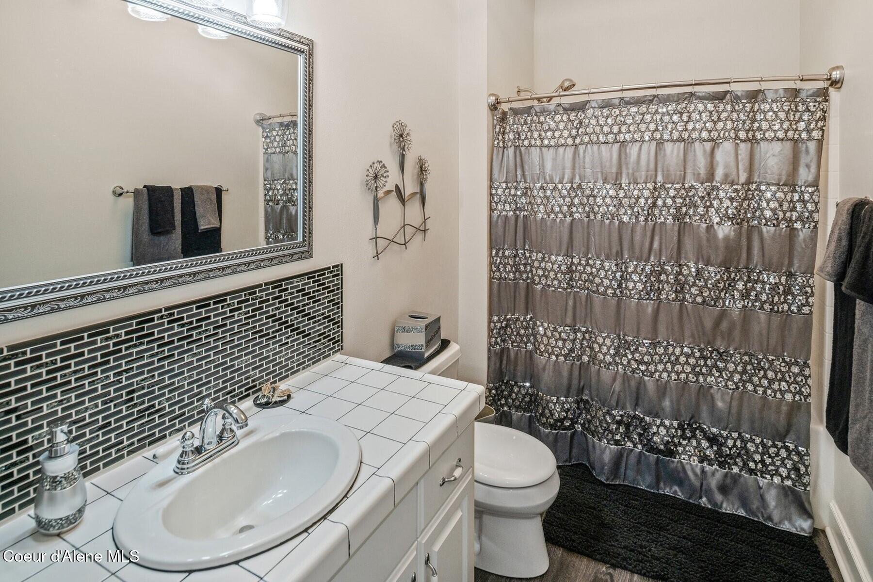 1238 S Reynolds Rd, Coeur d'Alene