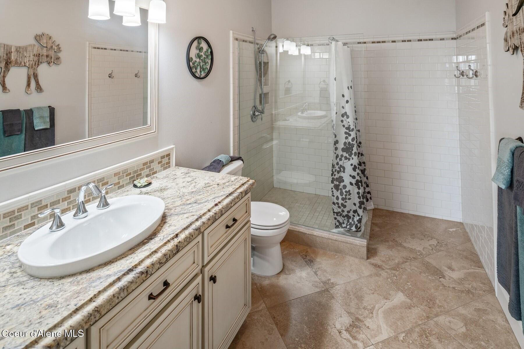 1238 S Reynolds Rd, Coeur d'Alene