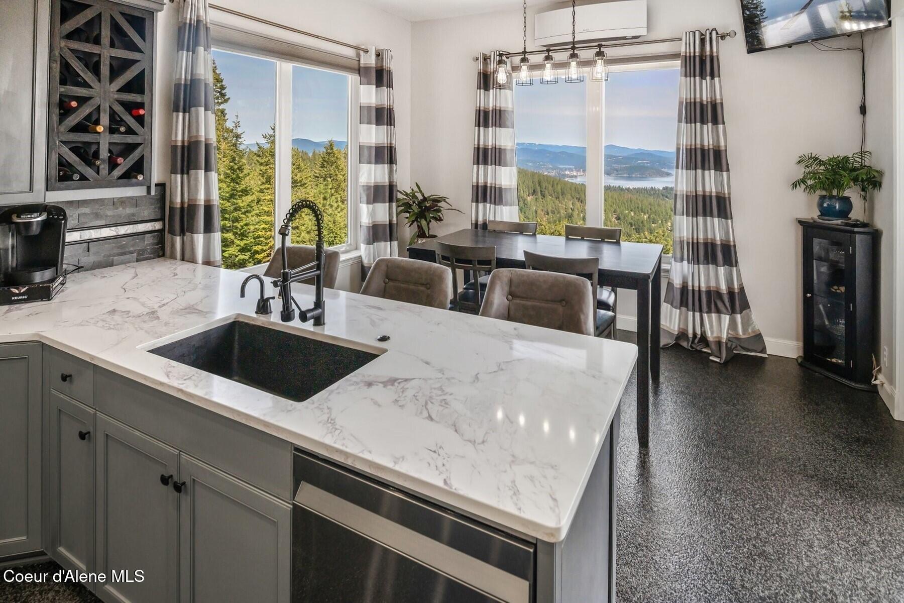 1238 S Reynolds Rd, Coeur d'Alene