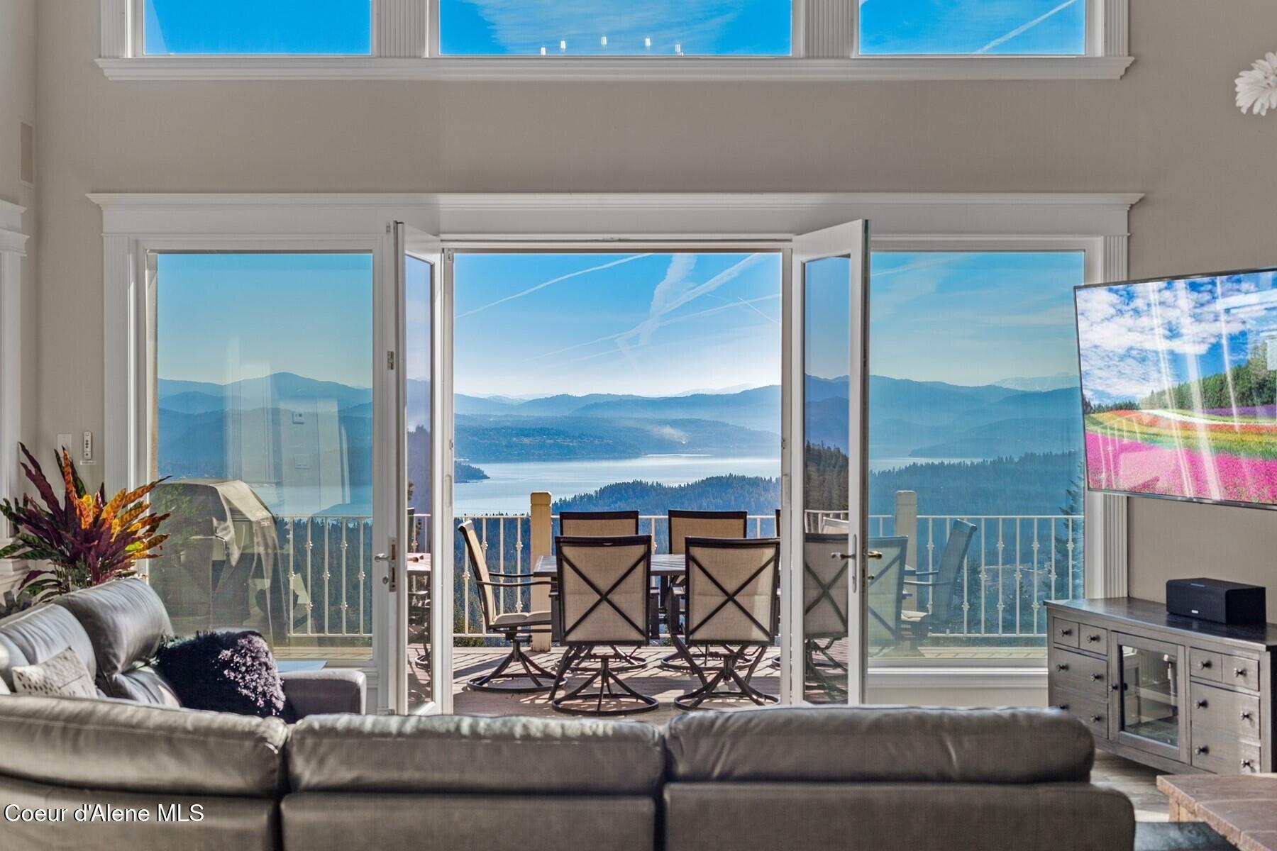 1238 S Reynolds Rd, Coeur d'Alene