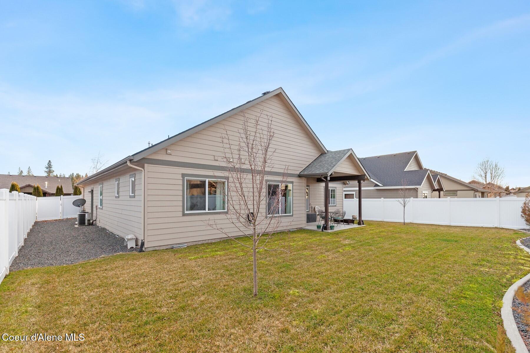 1285 W Noah Ave
