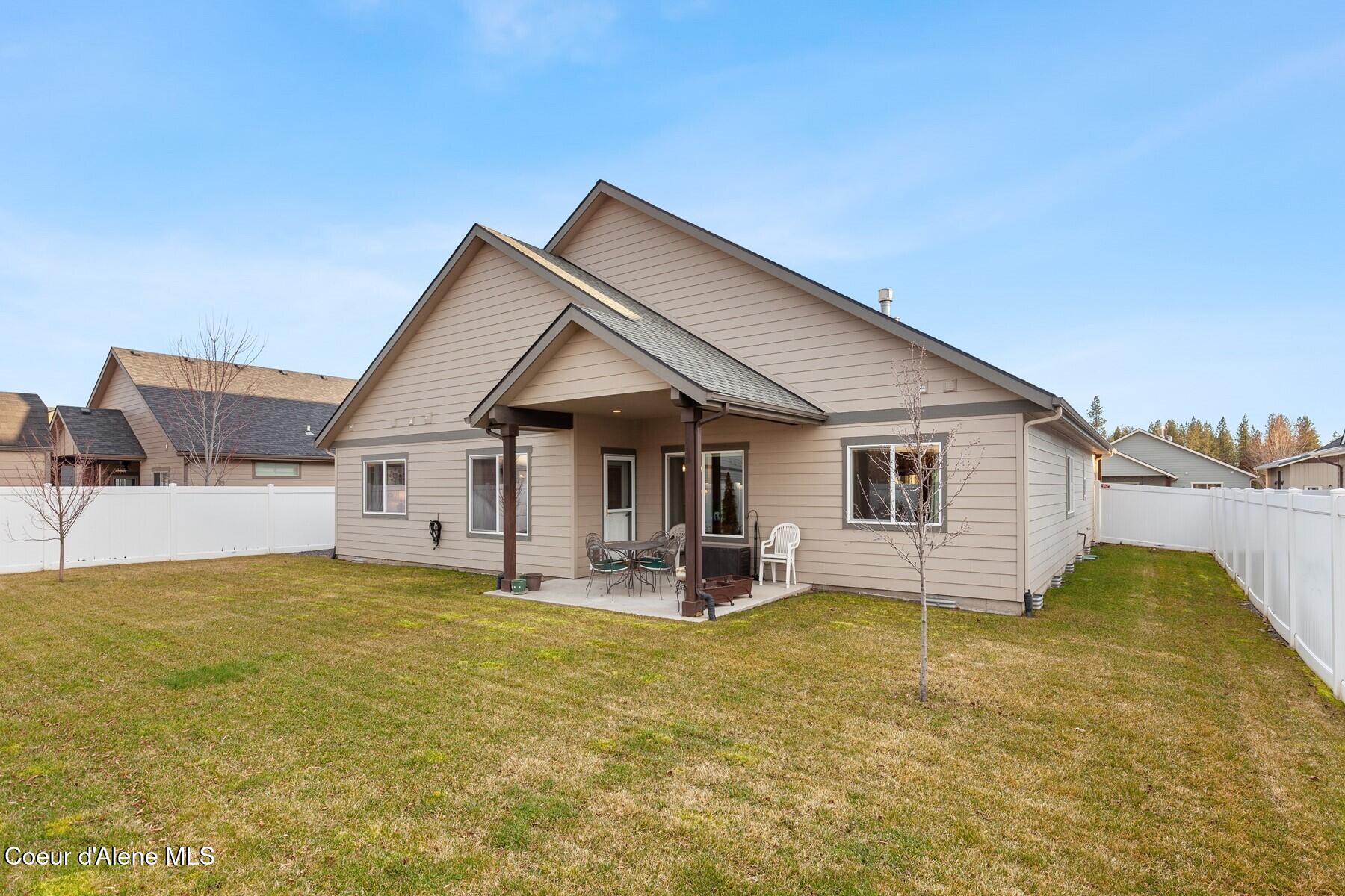 1285 W Noah Ave