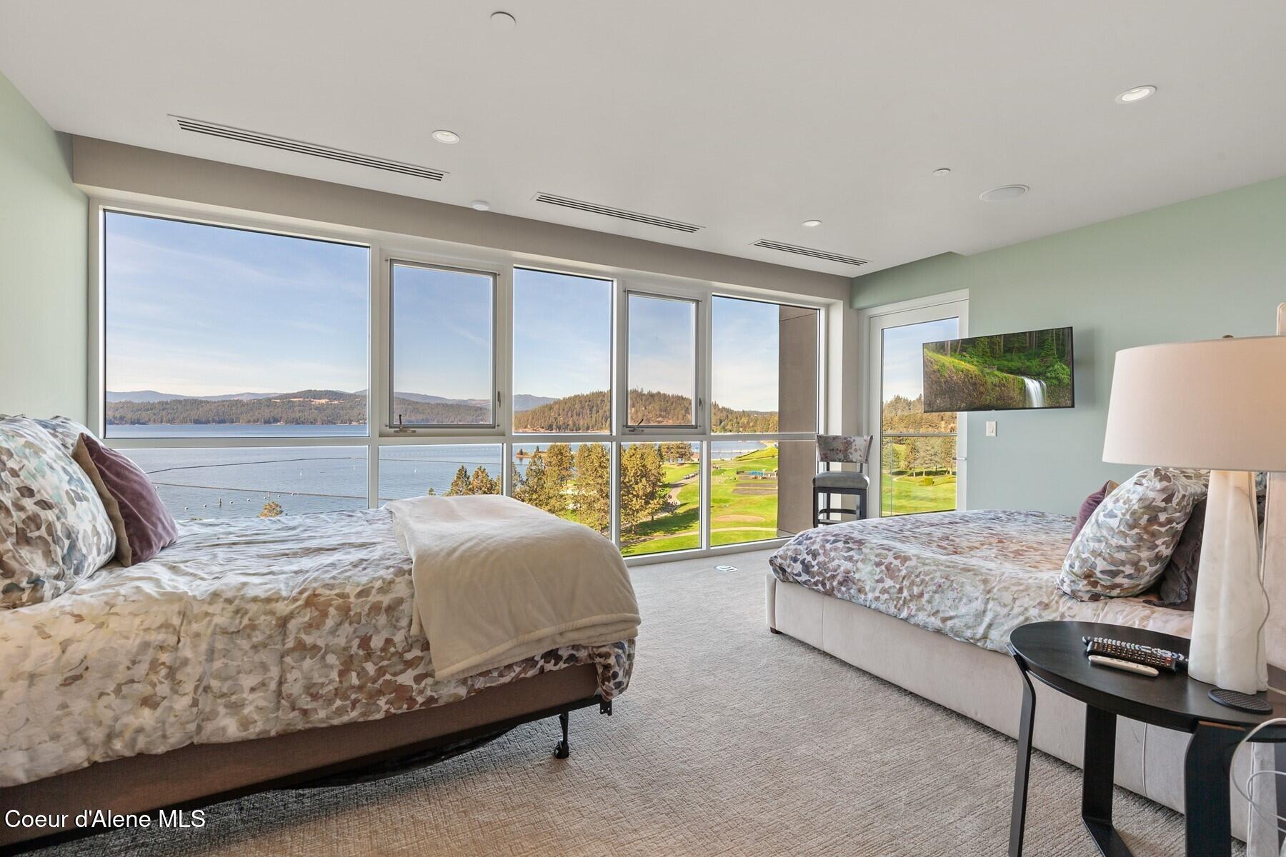 1031 S Island Green Dr, Coeur d'Alene