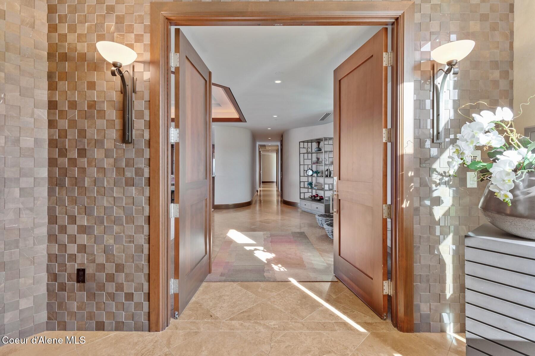 1031 S Island Green Dr, Coeur d'Alene