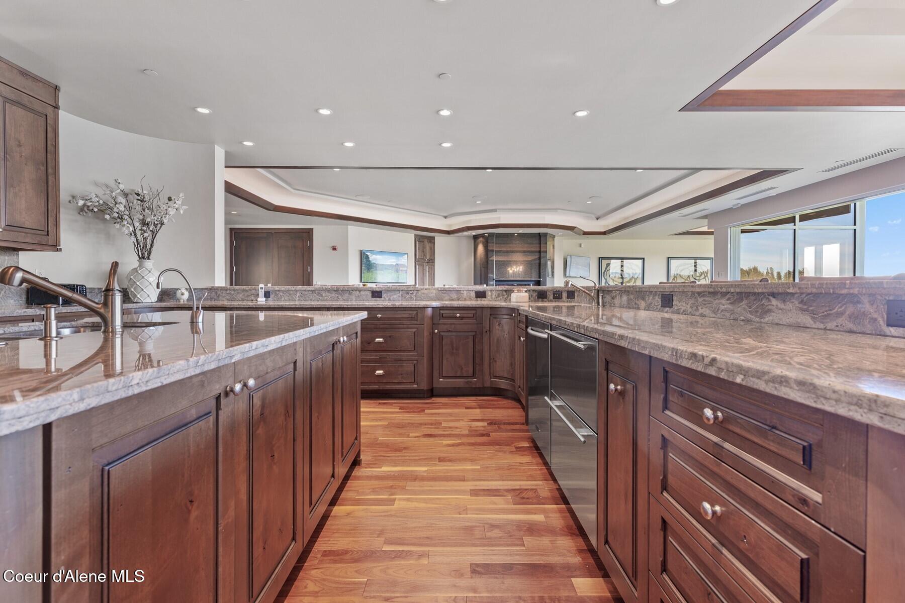 1031 S Island Green Dr, Coeur d'Alene