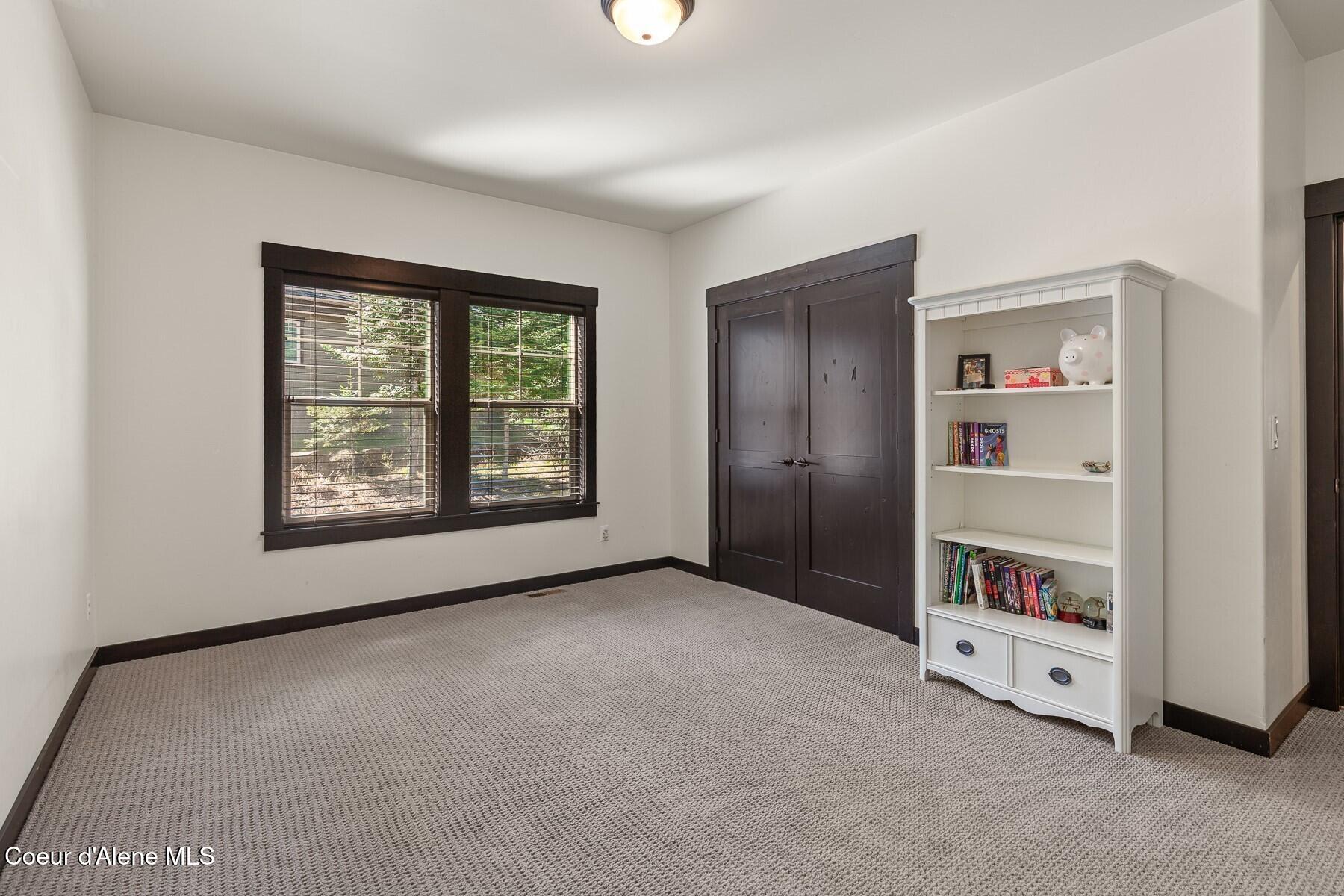 12155 N Pebble Creek Dr