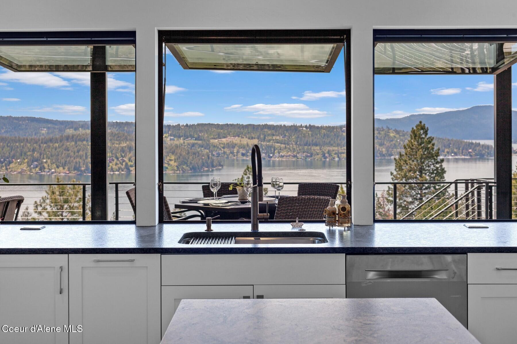 2766 S Helen Dr, Coeur d'Alene