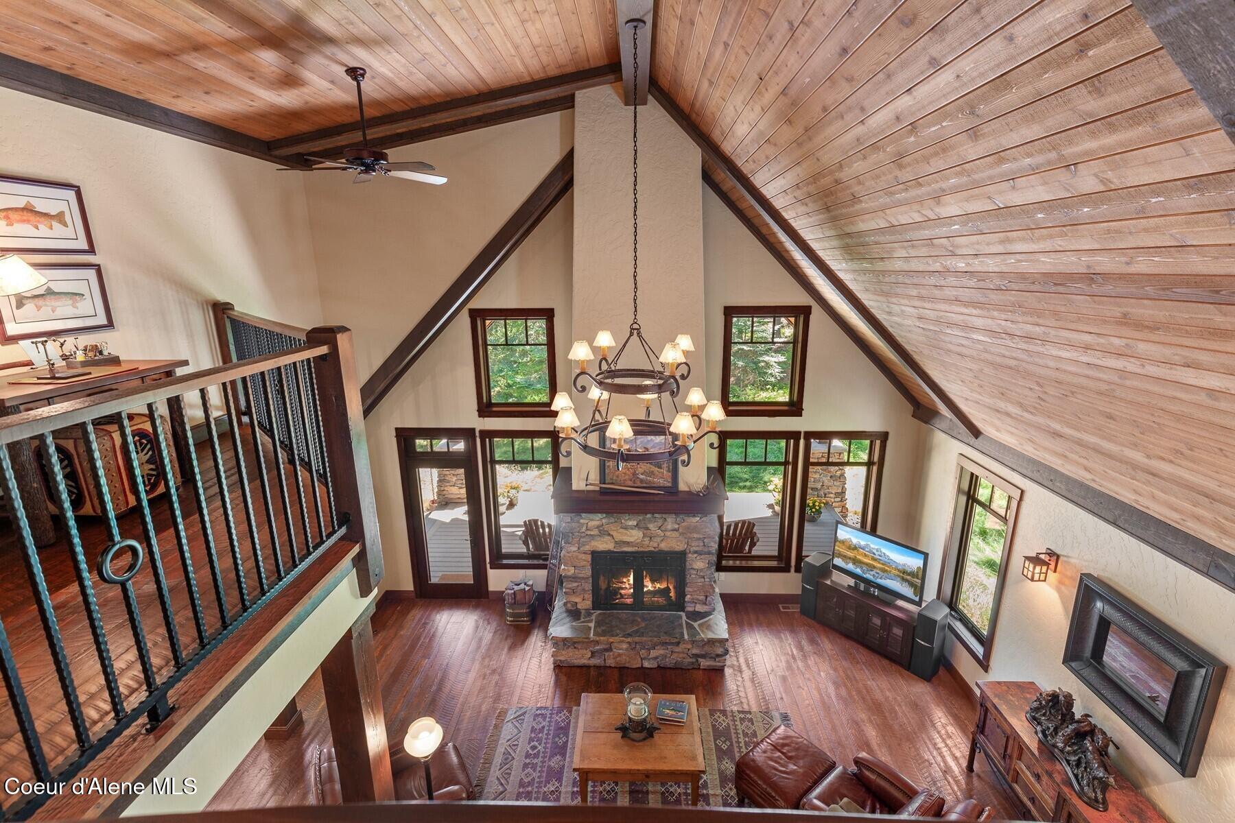 4456 E Eagles Mere Rd