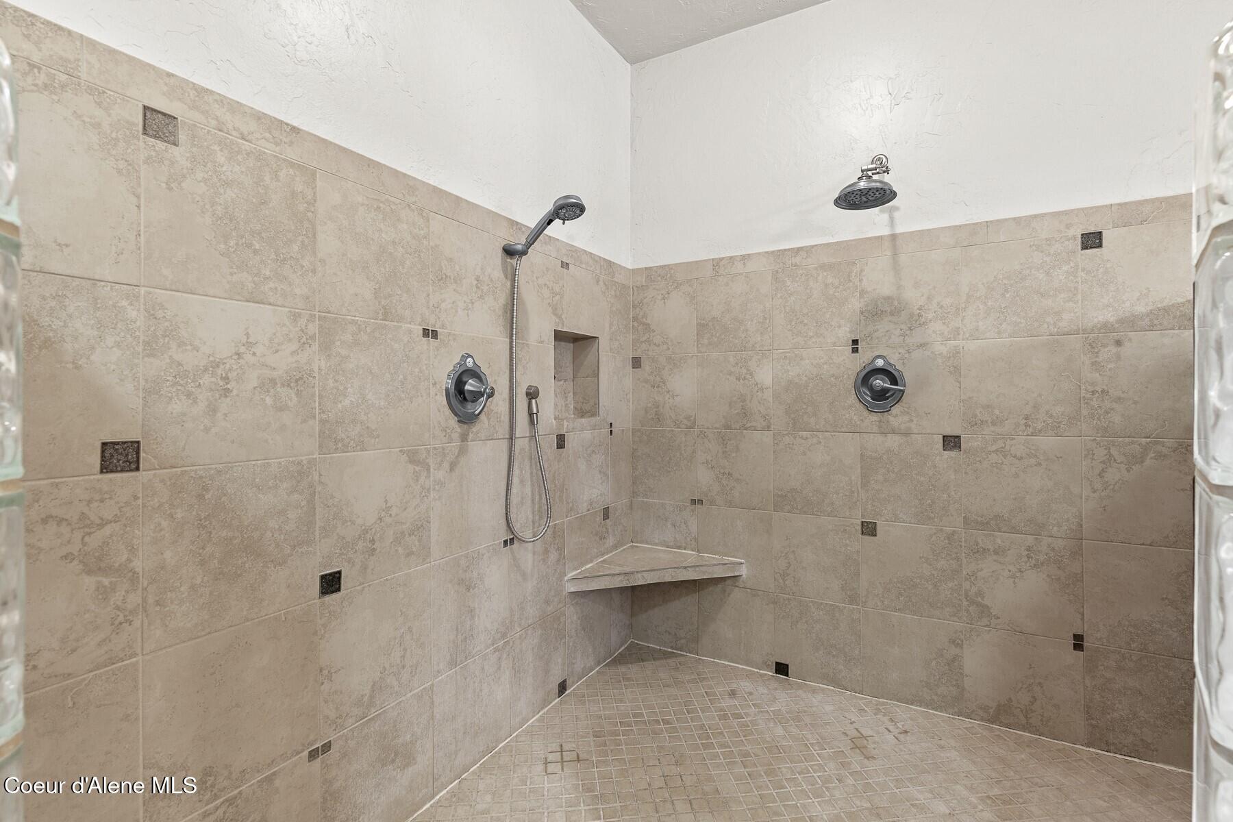 15796 N Shenandoah DR