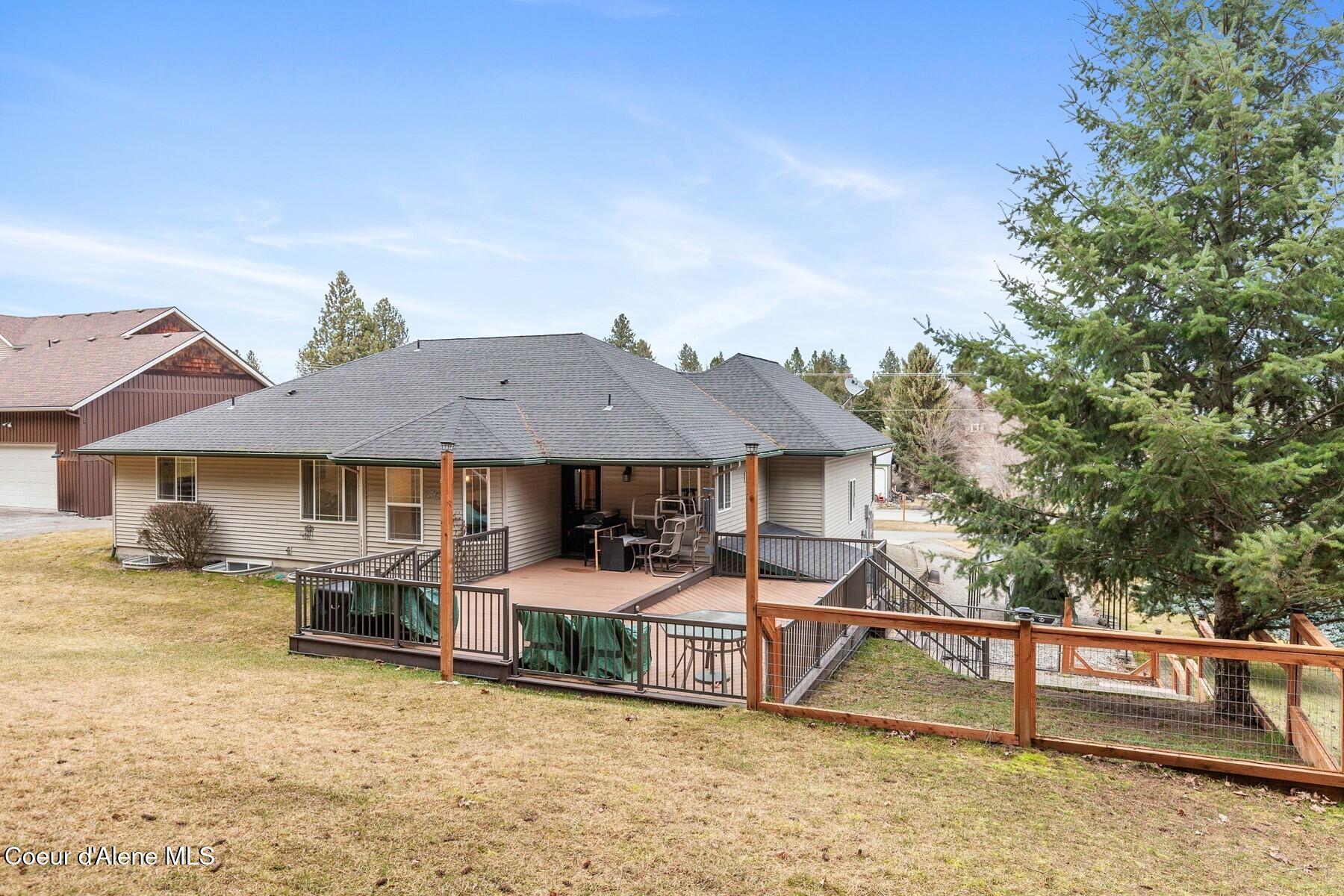 11074 W Riverview Dr