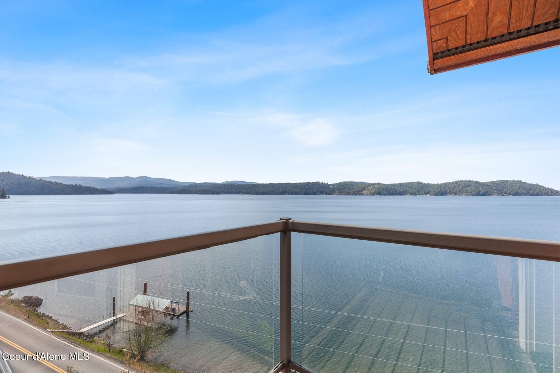 865 E Pine Ridge Dr
