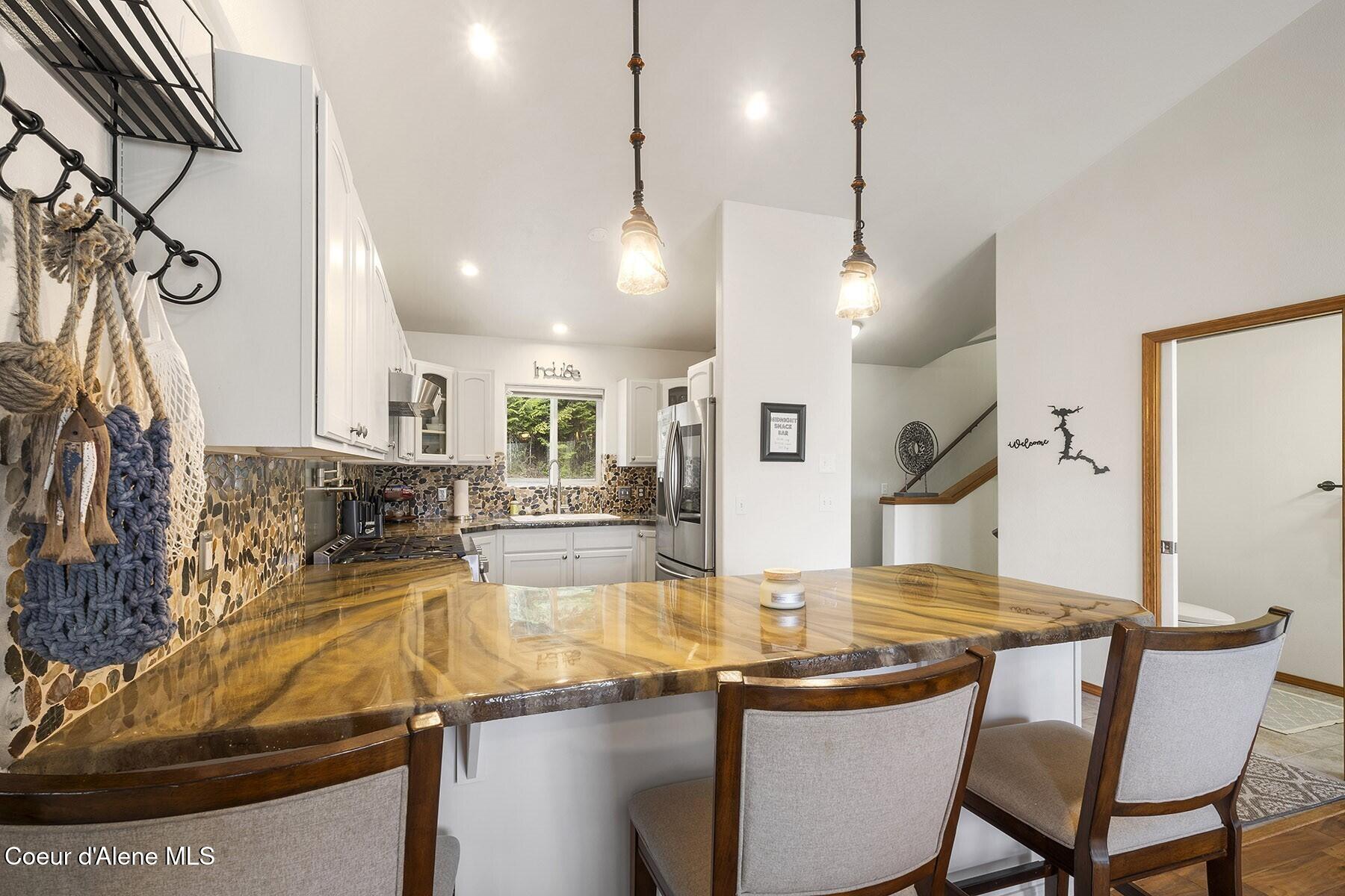 19820 S Alcan Rd, Coeur d'Alene
