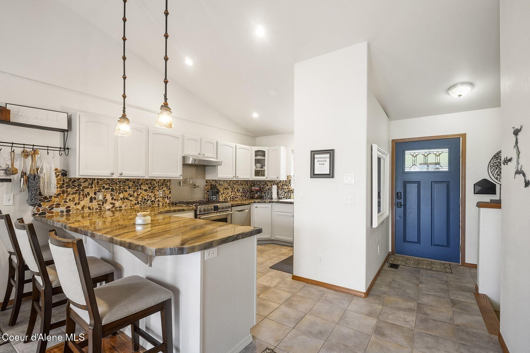19820 S Alcan Rd, Coeur d'Alene