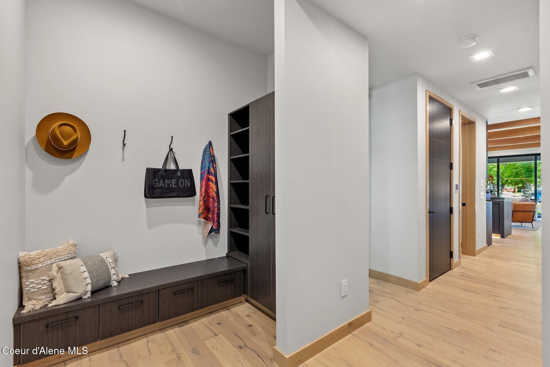 810 E Lakeside Ave, Coeur d'Alene