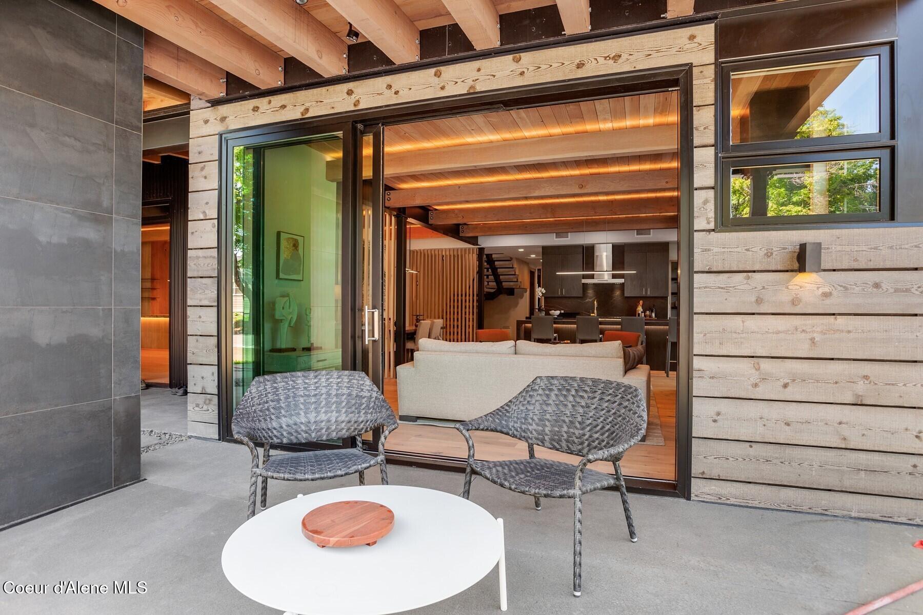 810 E Lakeside Ave, Coeur d'Alene