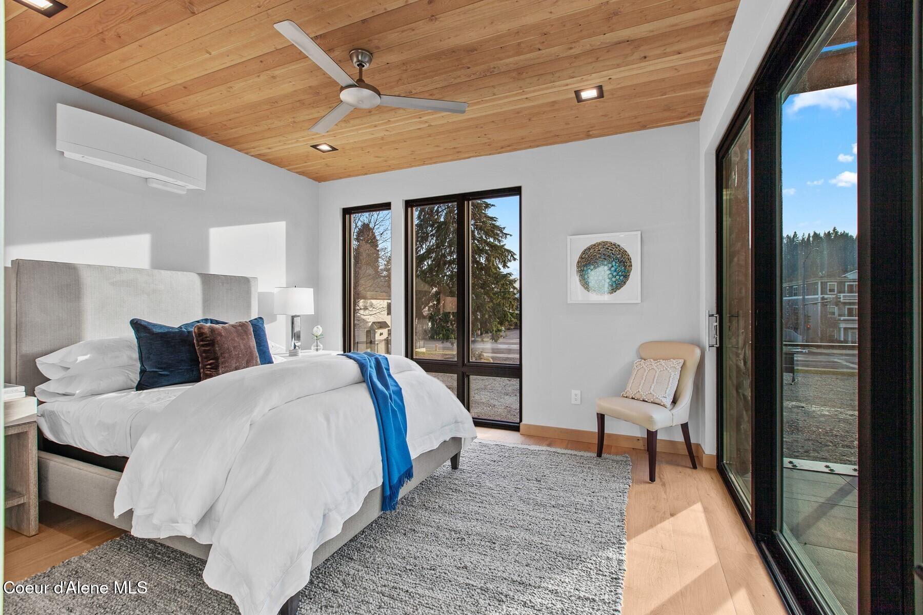 810 E Lakeside Ave, Coeur d'Alene