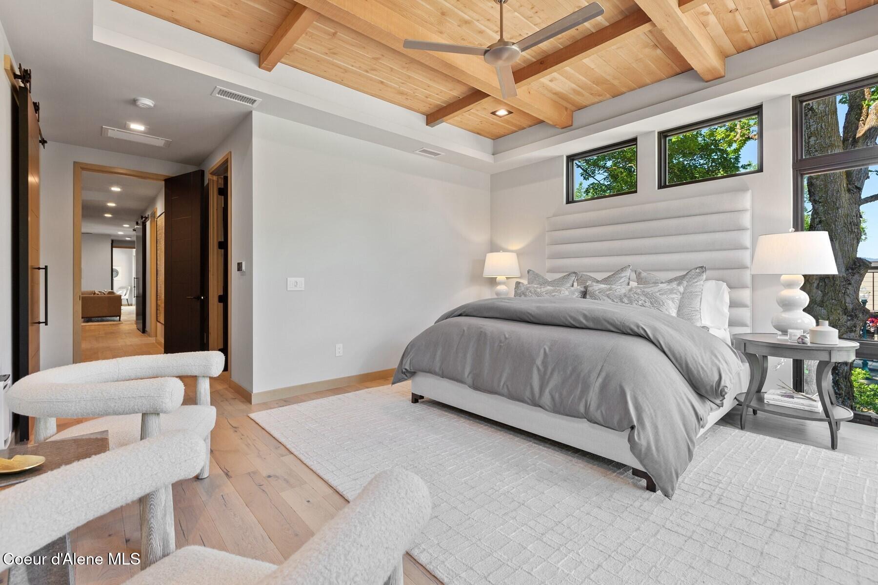 810 E Lakeside Ave, Coeur d'Alene