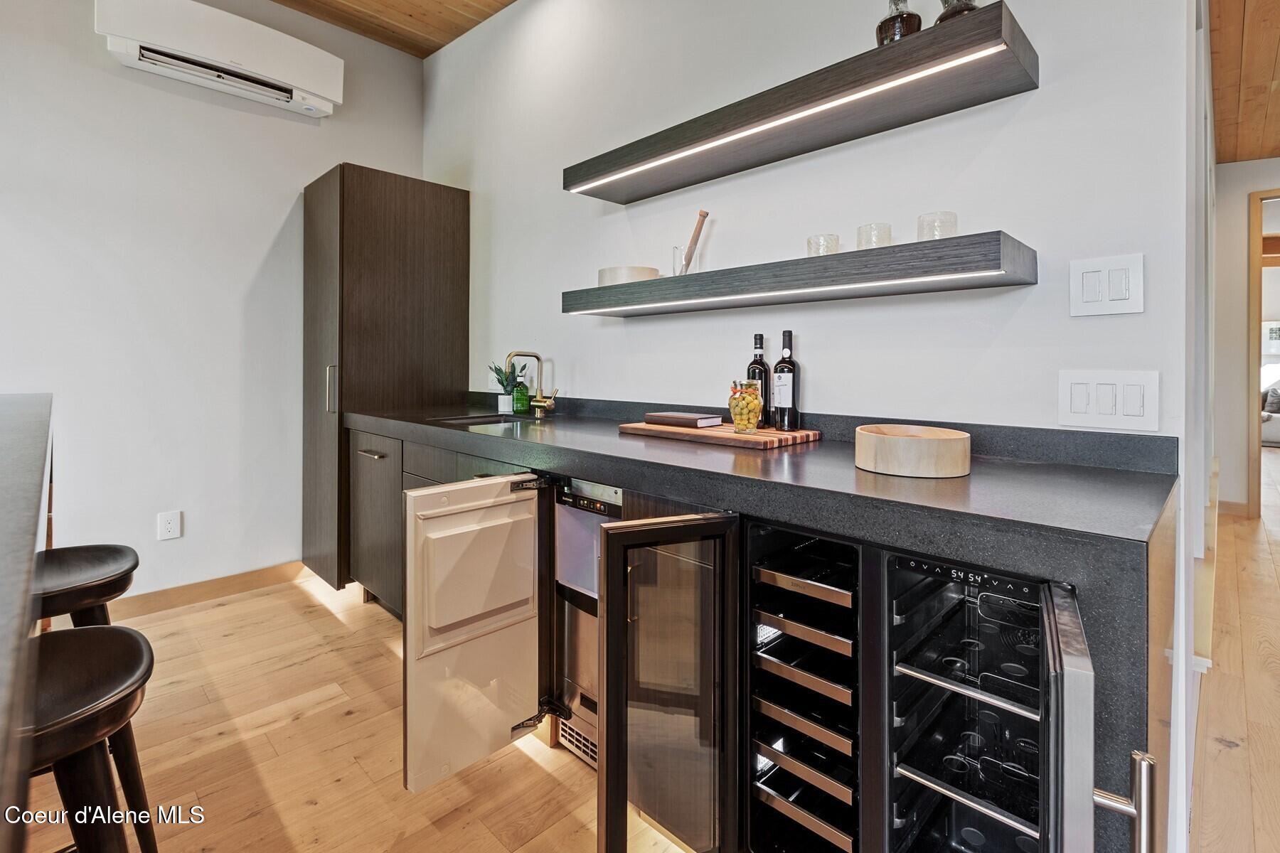 810 E Lakeside Ave, Coeur d'Alene