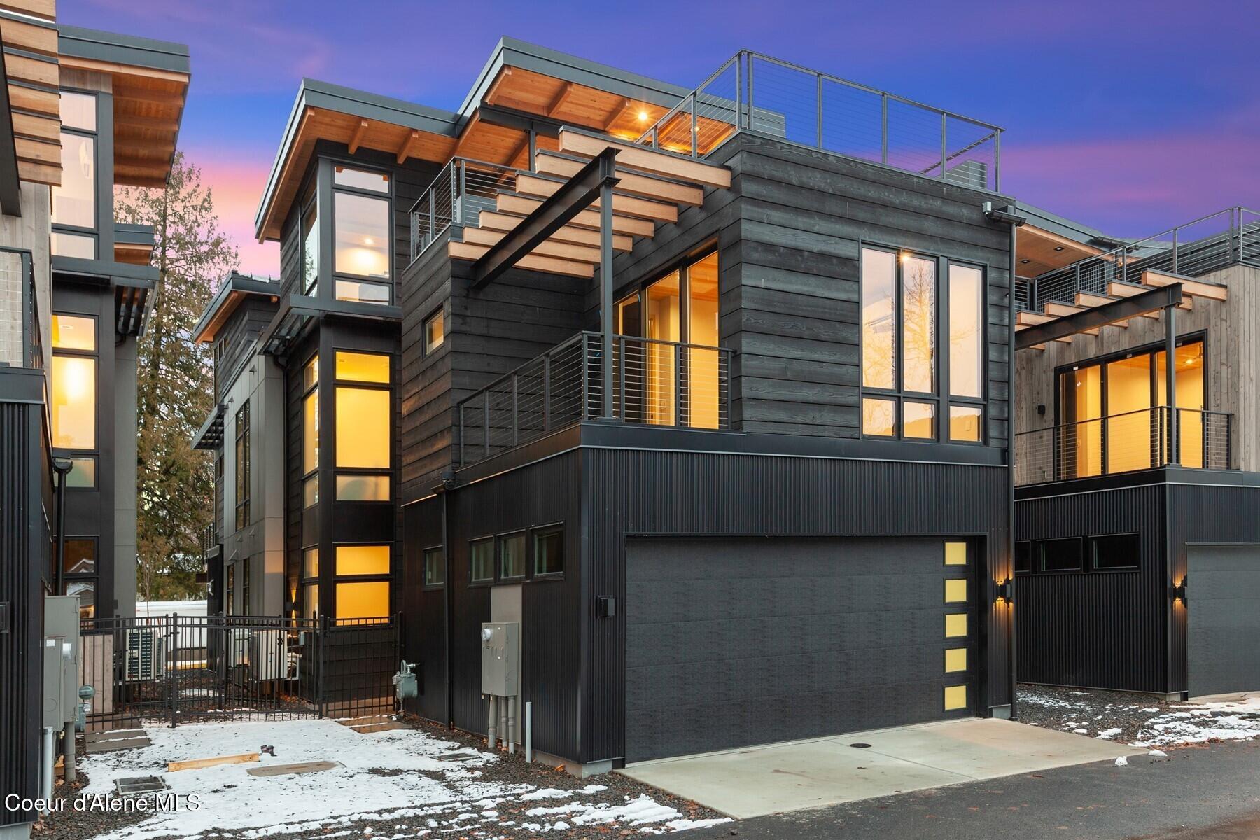 810 E Lakeside Ave, Coeur d'Alene