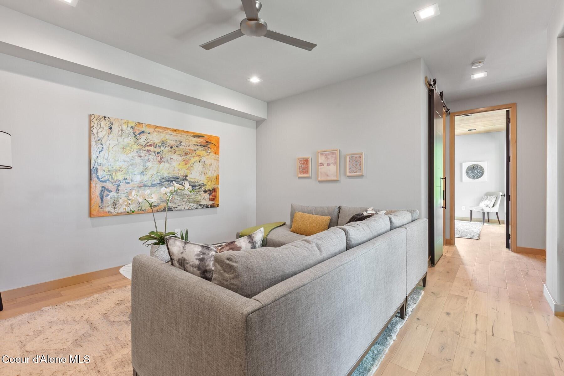 810 E Lakeside Ave, Coeur d'Alene