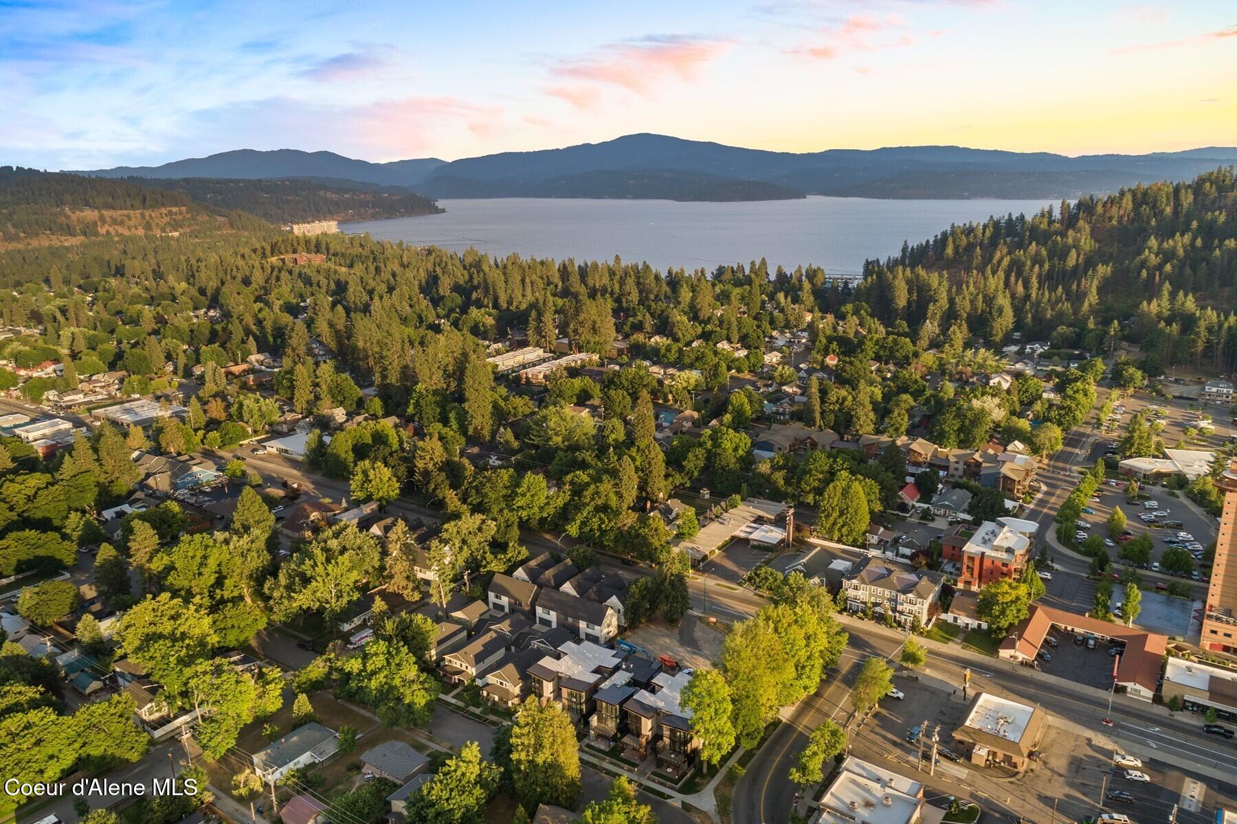 810 E Lakeside Ave, Coeur d'Alene
