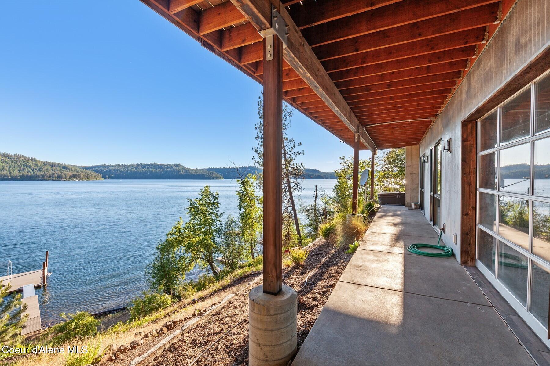 520 S Marion Ct