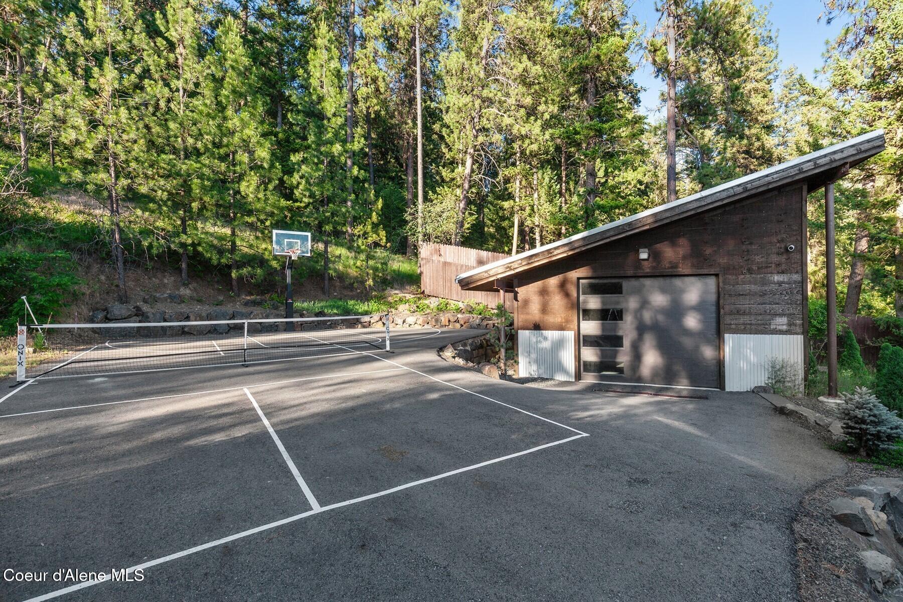 520 S Marion Ct