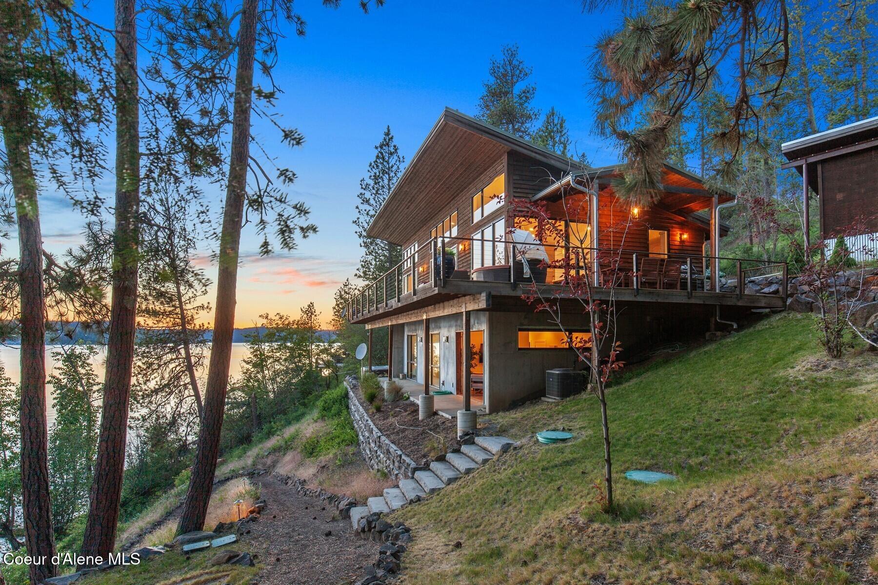 520 S Marion Ct