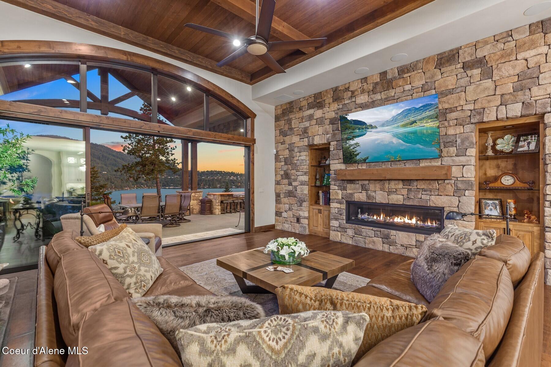 10776 N McCall Falls Dr