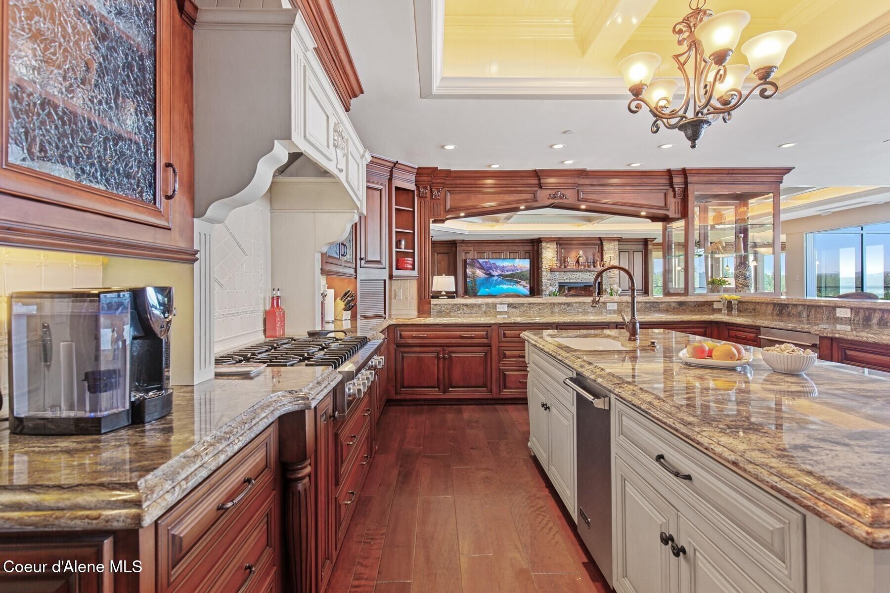 2031 S Island Green Dr, Coeur d'Alene