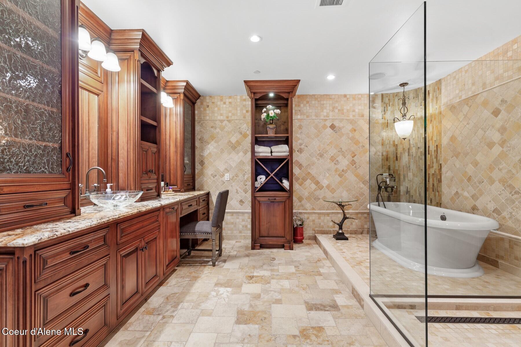 2031 S Island Green Dr, Coeur d'Alene