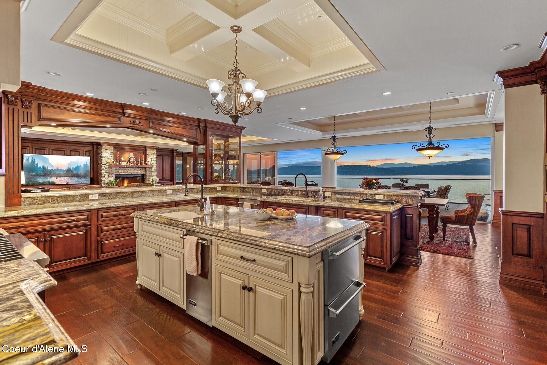 2031 S Island Green Dr, Coeur d'Alene