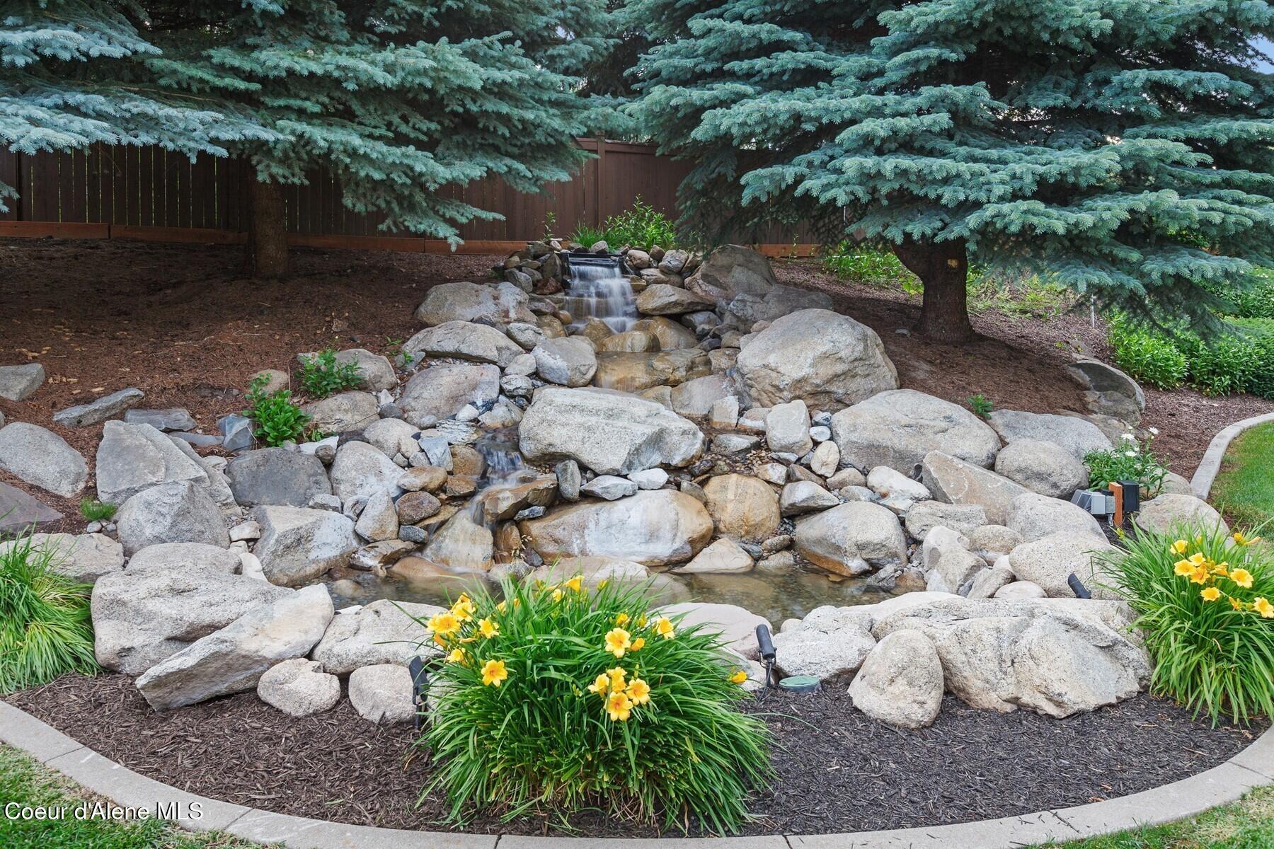 12155 N Yearling Circle