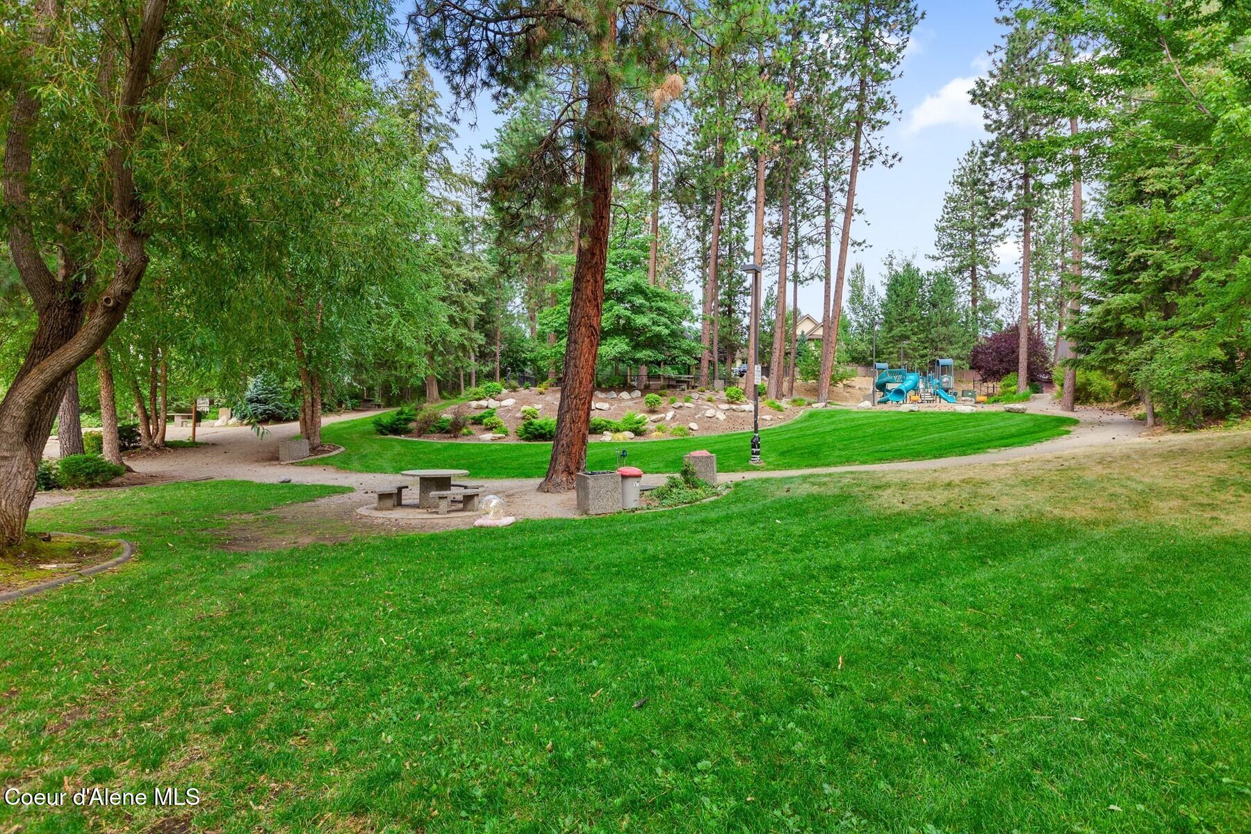 5326 E Shoreline Dr